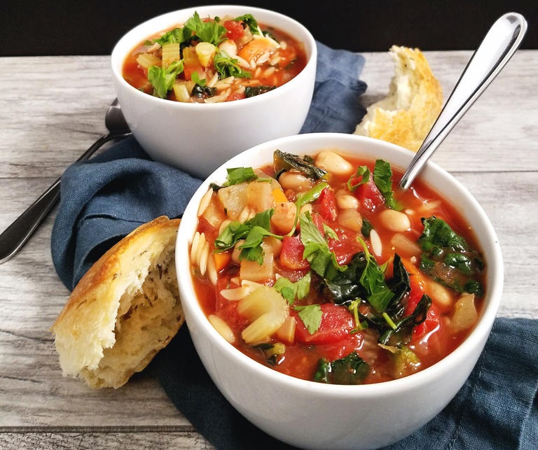 Fennel minestrone soup